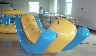 水上滑梯、水上陀螺、水上跳床 价格、厂家信息及经营指南